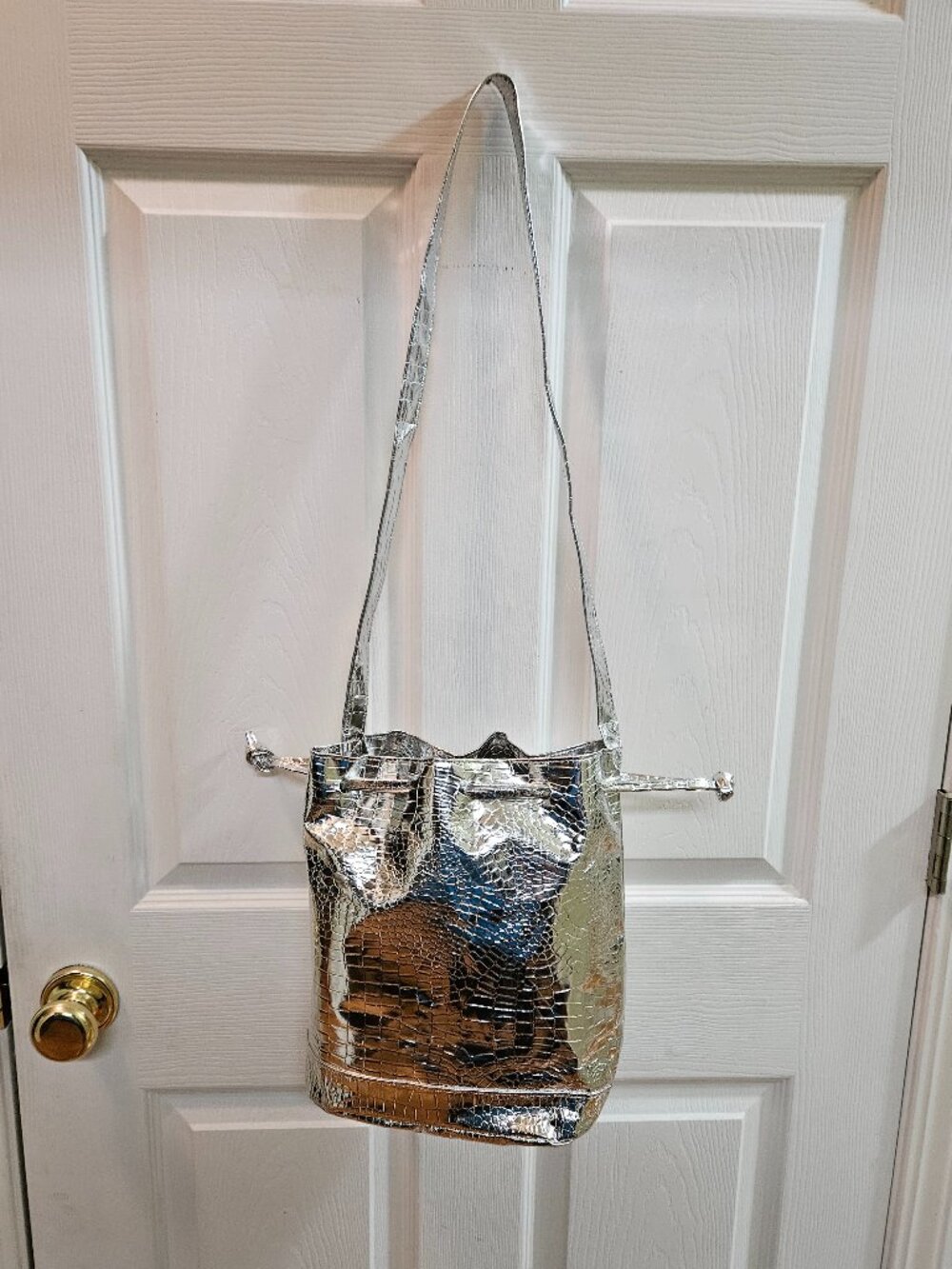 Retro Silver Glam Shoulder Bag - Picture 10 of 11